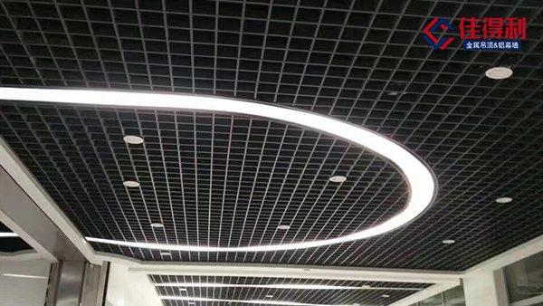 鋁格柵廠家到底是如何生產鋁格柵？