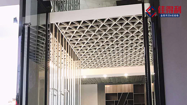 簡單易操作的鋁格柵安裝方式，你知道嗎？