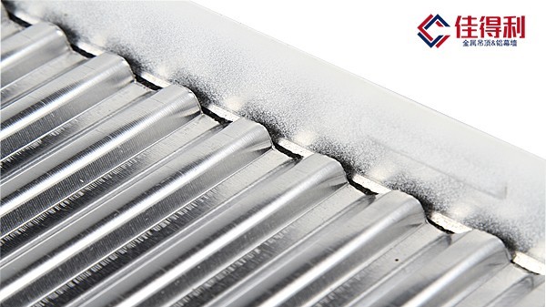 鋁瓦楞復(fù)合板