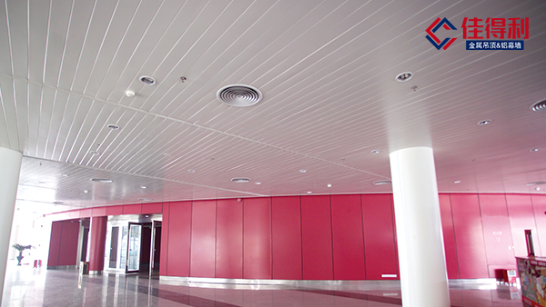 鋁條扣的表面處理是什么呢？